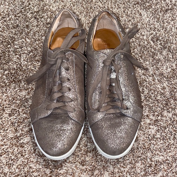 Kenneth Cole Sneakers - Picture 1 of 4